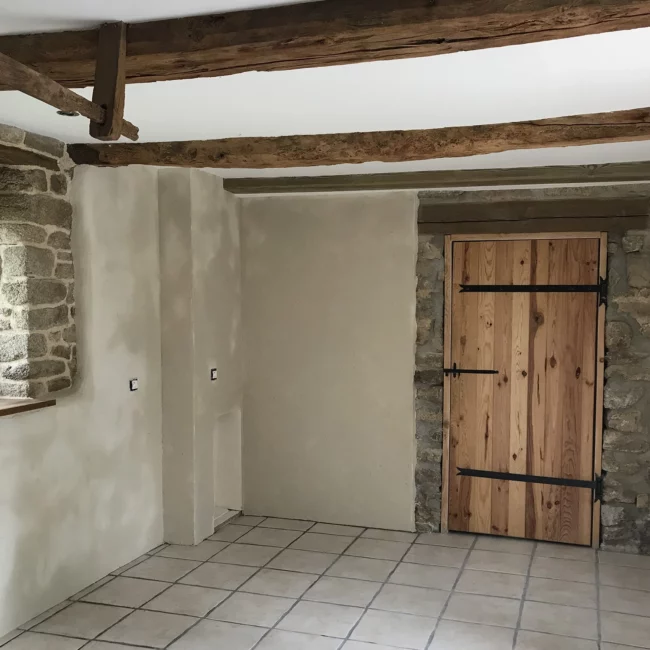 enduit-naturel-argile-chaud-terre-interieur-1